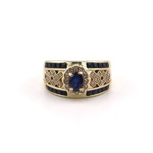 14k Gold Ring with Sapphire and Diamonds